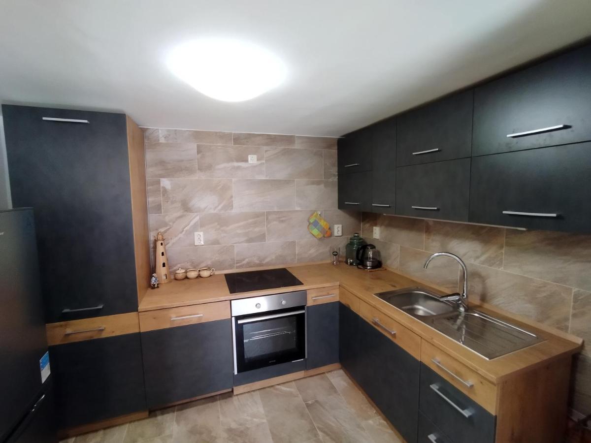 Vila Zdenka Apartmants 茨里克韦尼察 外观 照片