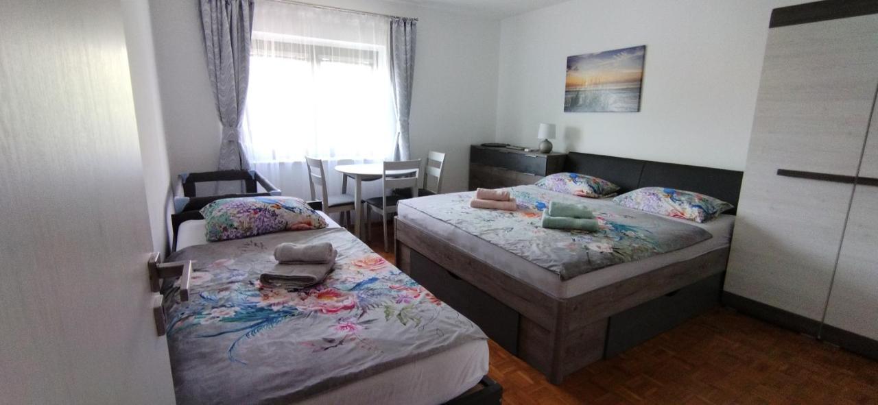 Vila Zdenka Apartmants 茨里克韦尼察 外观 照片